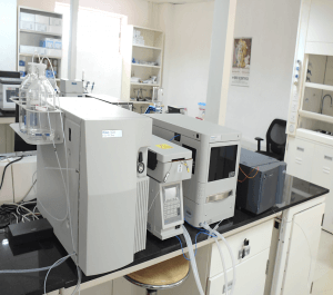 Semi preparatory HPLC: Waters 1525 Binary pump HPLC